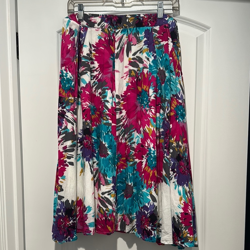 Floral Multicolor Women's Skirt with Pockets